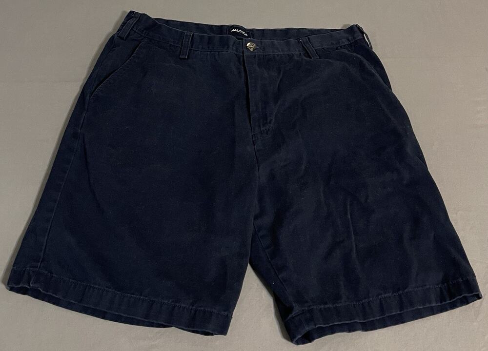 Nautica Navy Blue Flat Front Shorts Men’s 36 Waist Casual Chino Great Cond